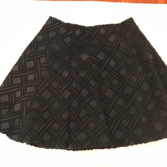NWT Alice + Olivia Black Skater Skirt - 6 - Picture 1 of 4